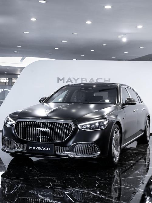 佛山348岚图汽车的售后服务让用户无忧出行，迈巴赫未来的豪华车趋势