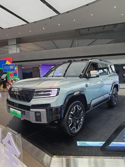 佛山348比亚迪方程豹硬派越野的爆款，英菲尼迪35周年与你共成长